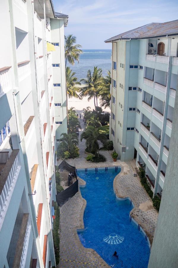 Mombasa Vacations Lux Beach Apartment A19 מראה חיצוני תמונה